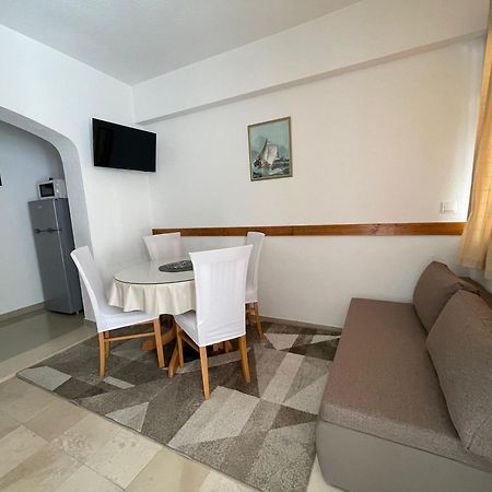 Apartmani Roko Baška Voda Buitenkant foto