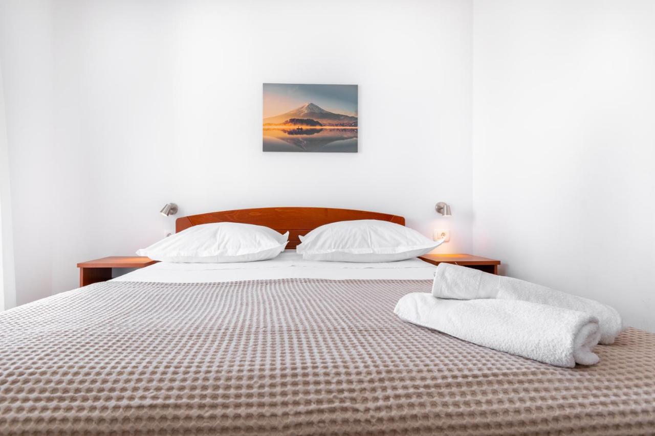 Apartmani Roko Baška Voda Buitenkant foto