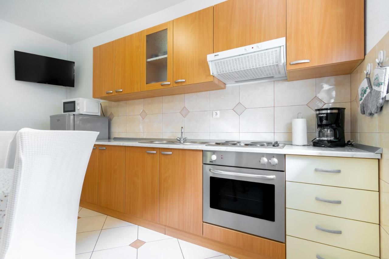 Apartmani Roko Baška Voda Buitenkant foto