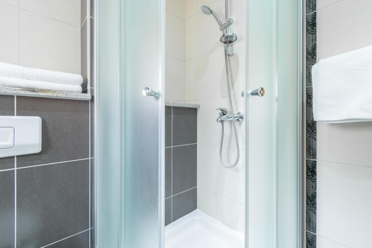 Apartmani Roko Baška Voda Buitenkant foto