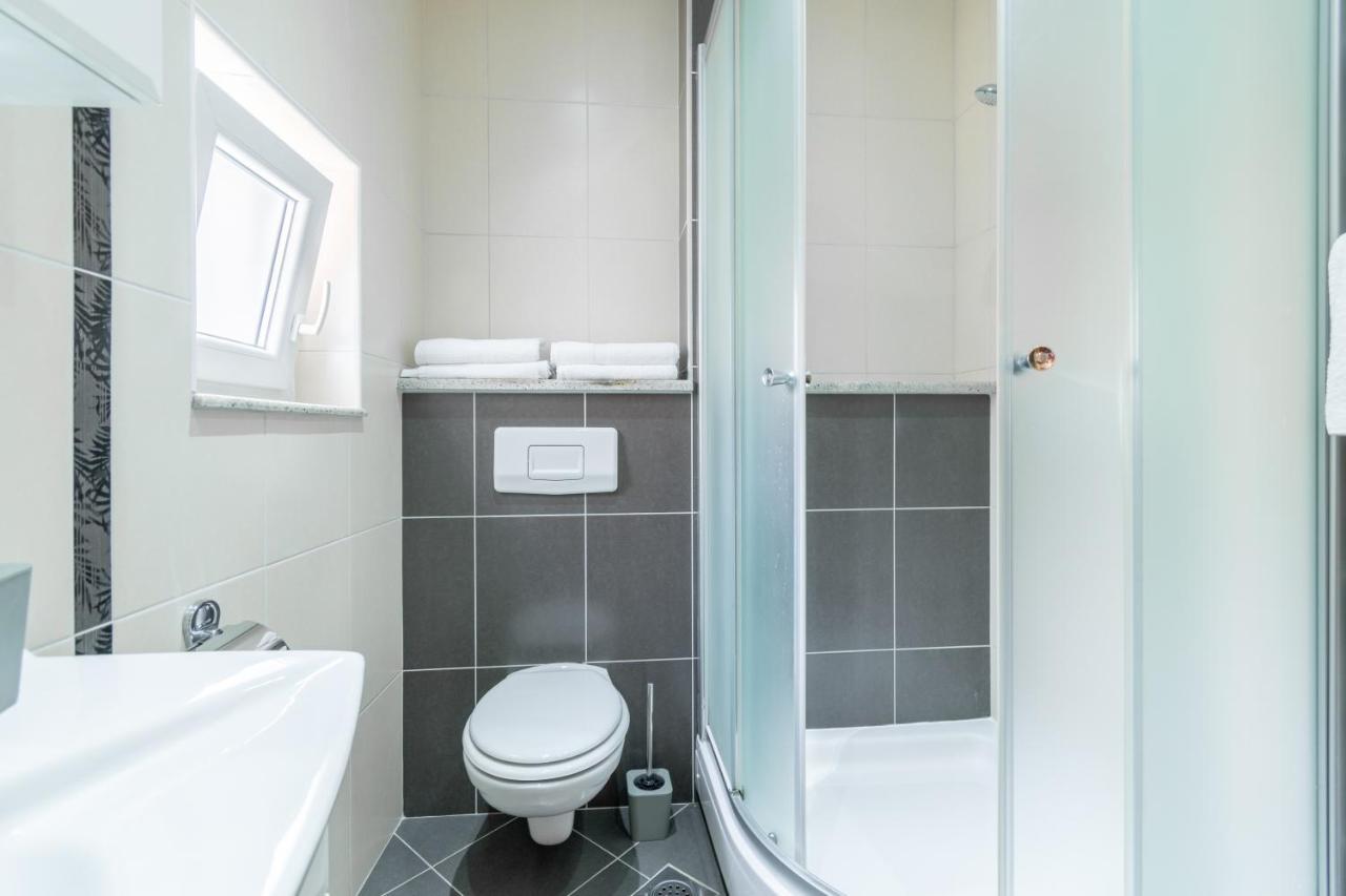 Apartmani Roko Baška Voda Buitenkant foto