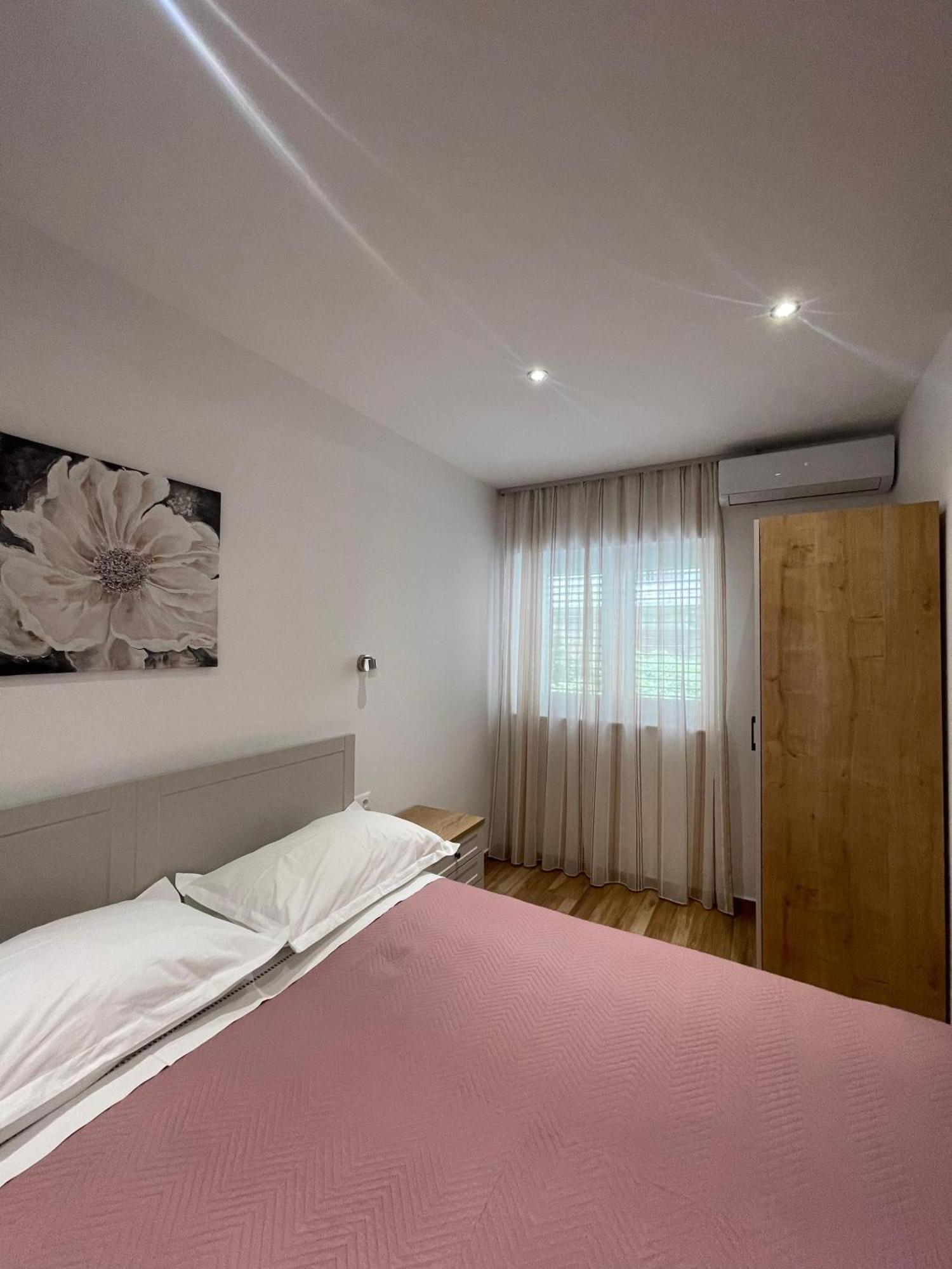 Apartmani Roko Baška Voda Buitenkant foto