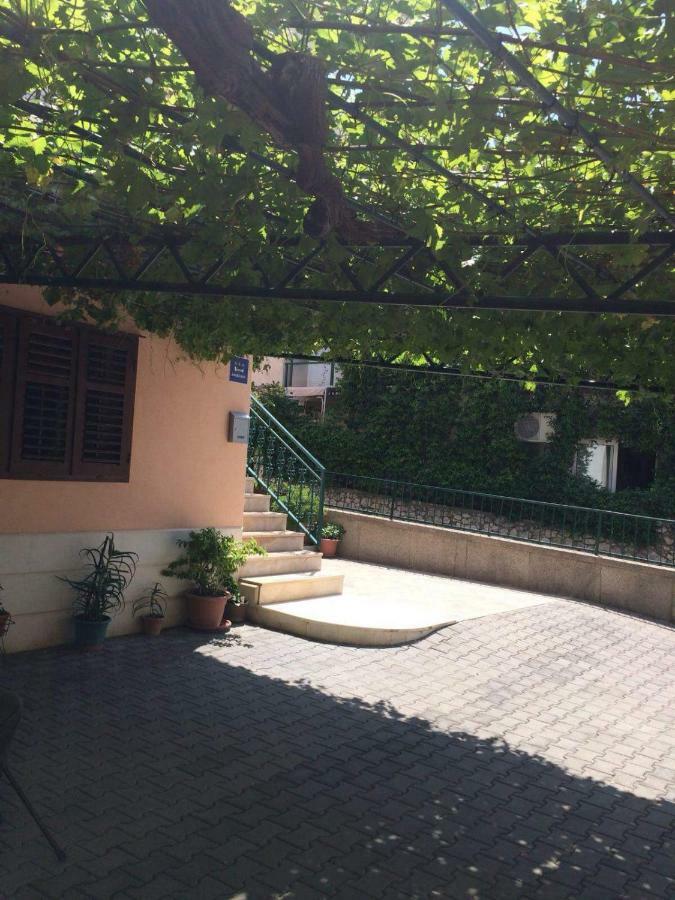 Apartmani Roko Baška Voda Buitenkant foto